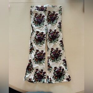 NWOT Kate Quinn Floral Flare Leg Pant